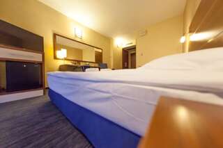 Отель Hotel Tychy Prime Тыхы Двухместный номер с 2 отдельными кроватями-4